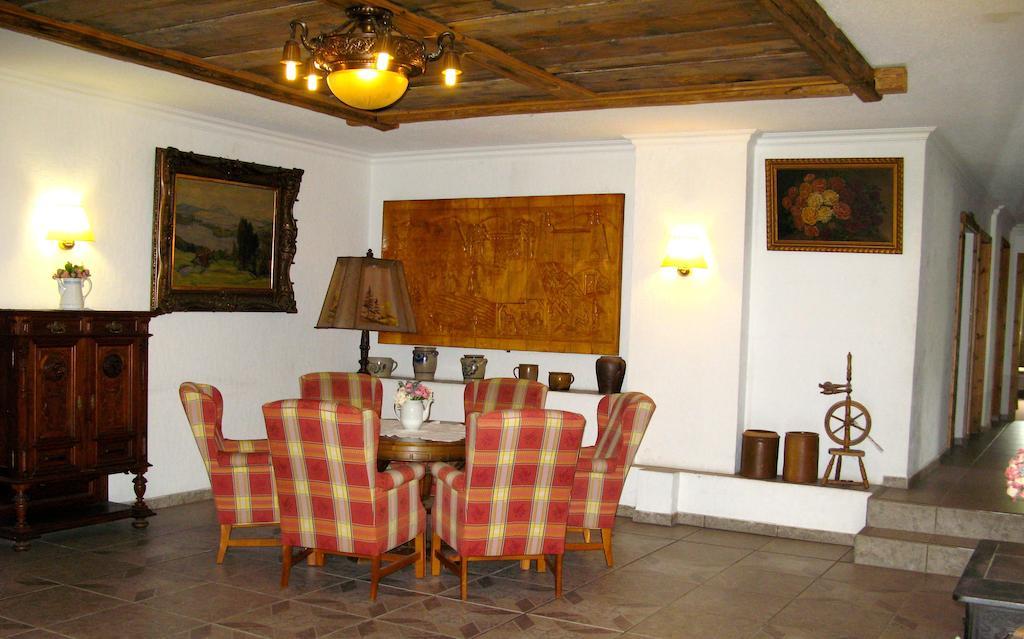 Landhotel Goldener Becher Limbach-Oberfrohna Exterior foto